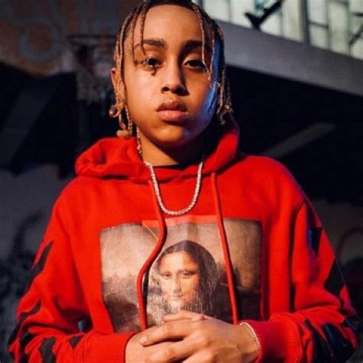 Phix (Rapper) - Age, Birthday, Bio, Facts, Family, Net Worth, Height & More