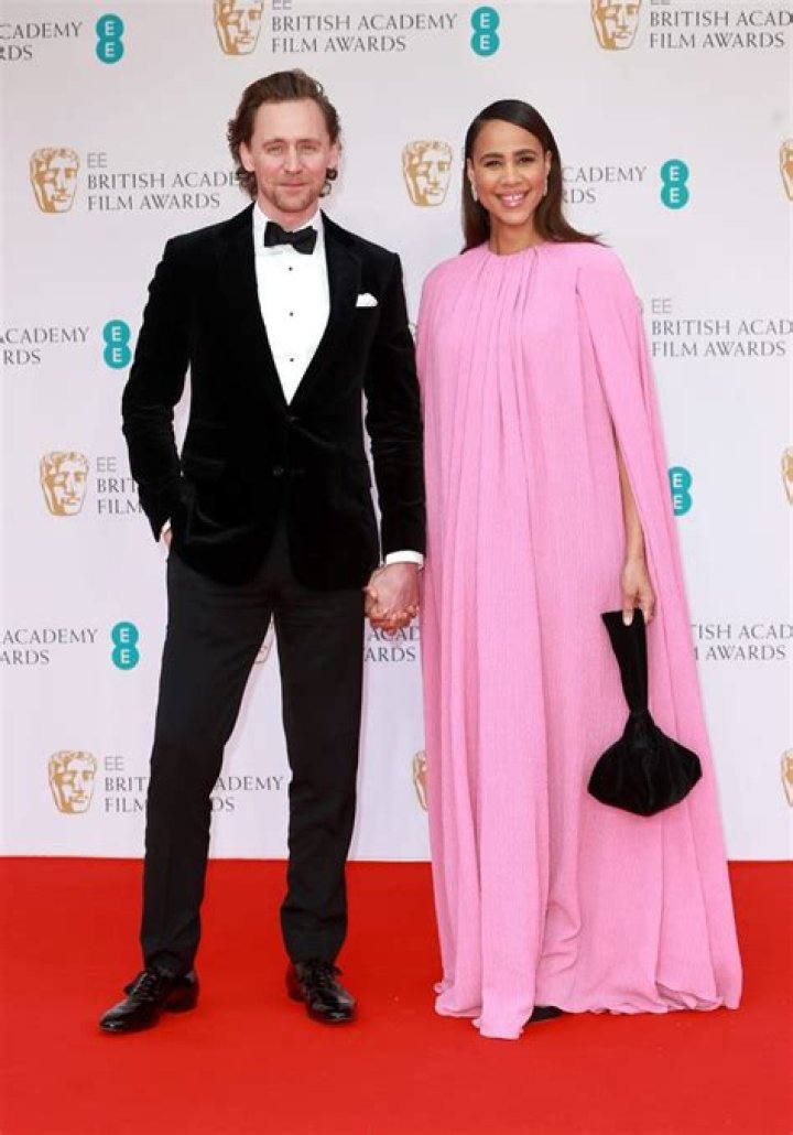 Unveiling The Enigma: Tom Hiddleston's Height Unveiled